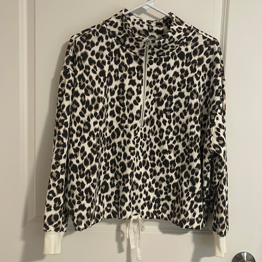 Old Navy Leopard Print Pull Over Hoodie Women’s Small